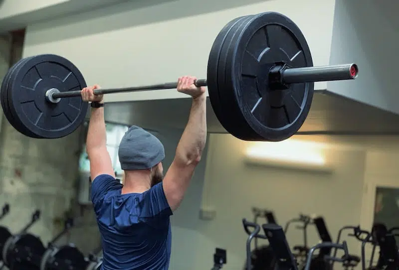 Lifting weights discount with shoulder impingement